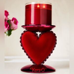 BBW Ruffled Cushioned Heart Candle Holder NEW